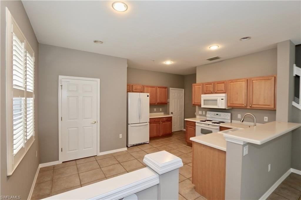 1055 Albany Ct #217 - Photo 2 of 25