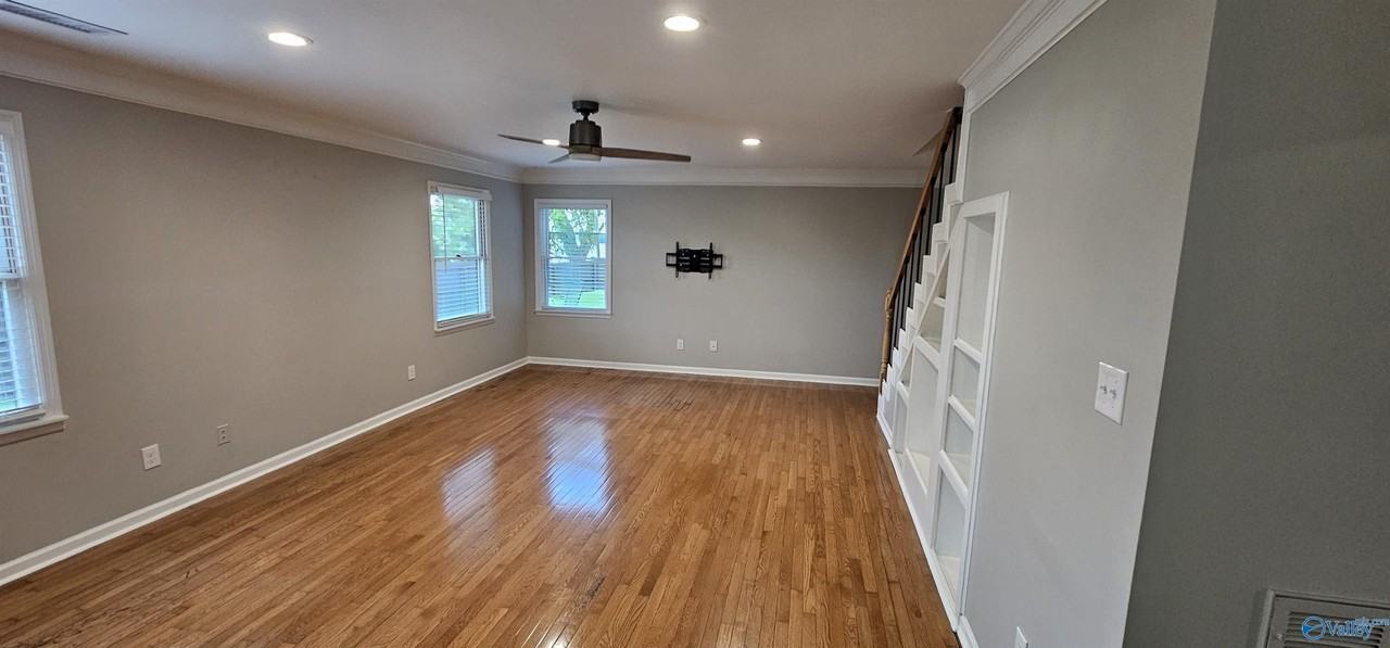 512 Market St Ne #11 - Photo 4 of 41