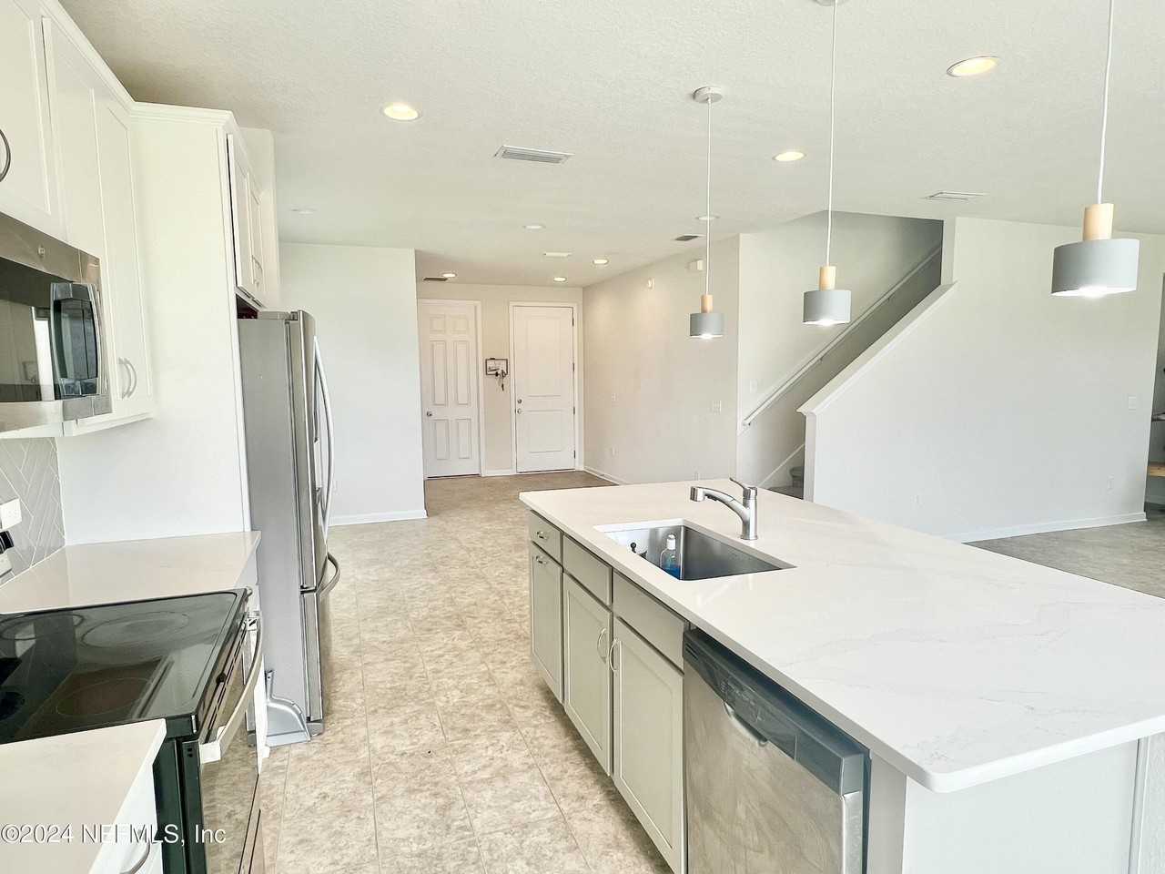5108 Angel Lake Dr - Photo 7 of 21