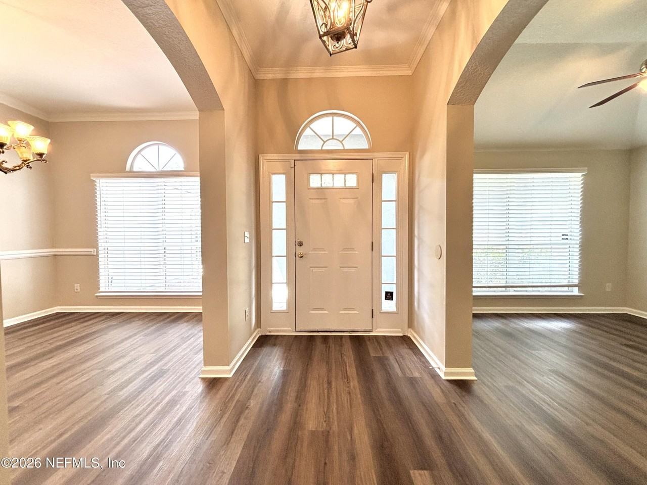 3601 Silver Bluff Blvd - Photo 4 of 36