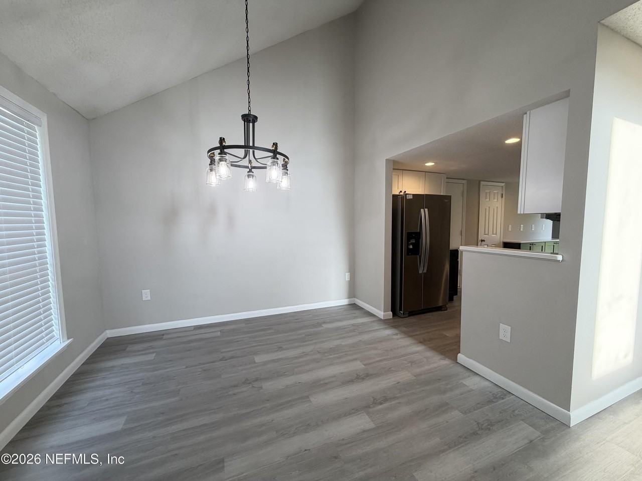 3545 N Ride Dr - Photo 4 of 18
