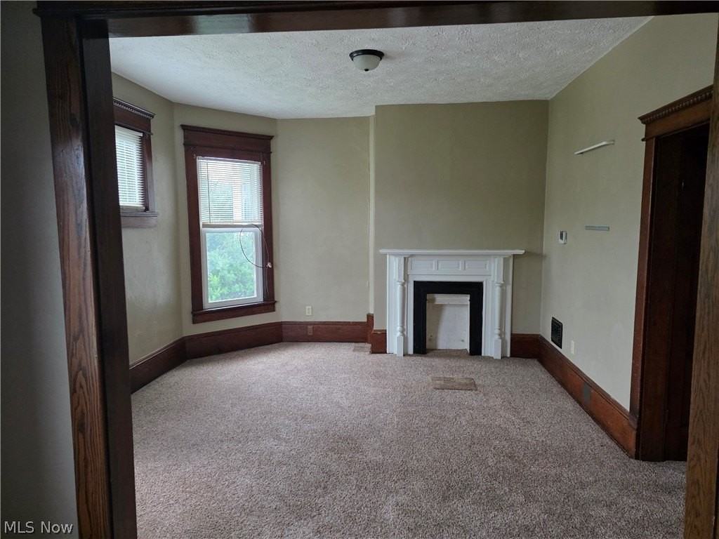407 1/2 N 10th St - Photo 5 of 13