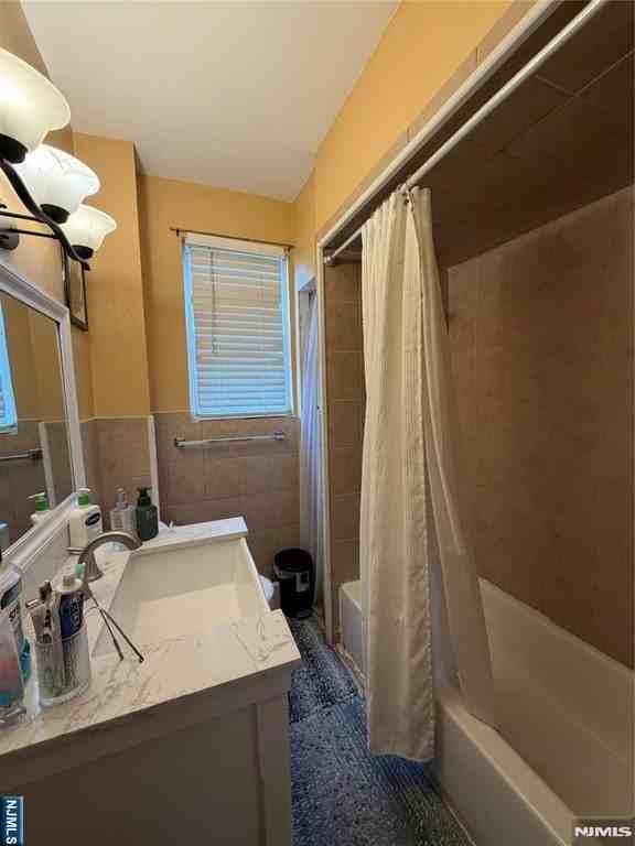 551 Hoboken Rd #2 - Photo 7 of 14
