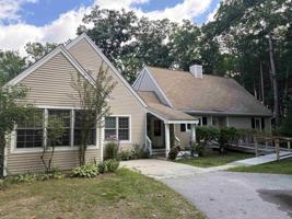 featured image of 19 Cross Country Ln