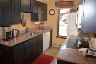 10 Bay Tree Ln - Photo 1 of 1