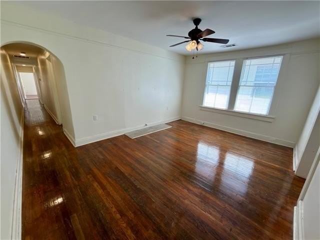 5533 Willow St - Photo 2 of 16