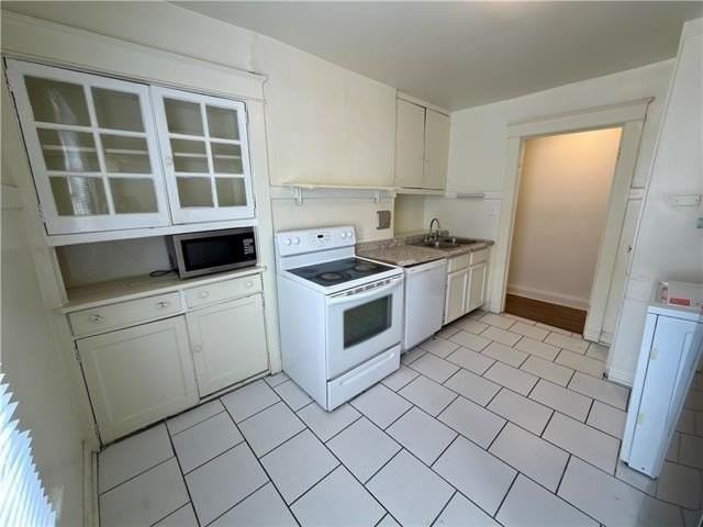 5533 Willow St - Photo 6 of 16