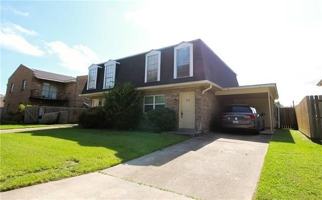 featured image of 4216 Chateau Blvd