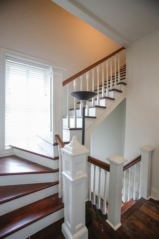937 Saint Louis St #3 - Photo 3 of 17