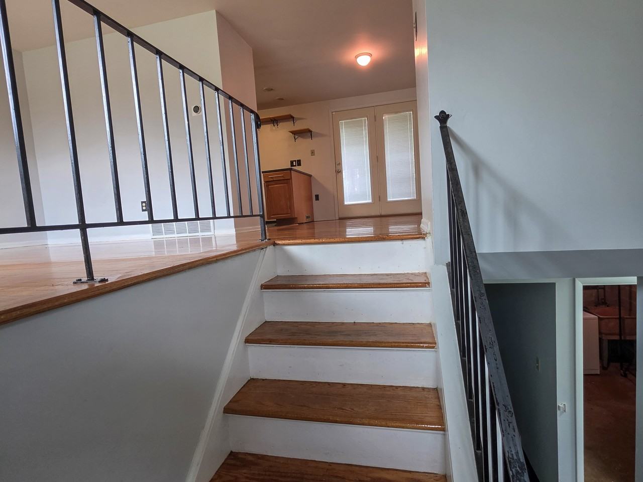 408 Hazelnut Dr #1 - Photo 4 of 41
