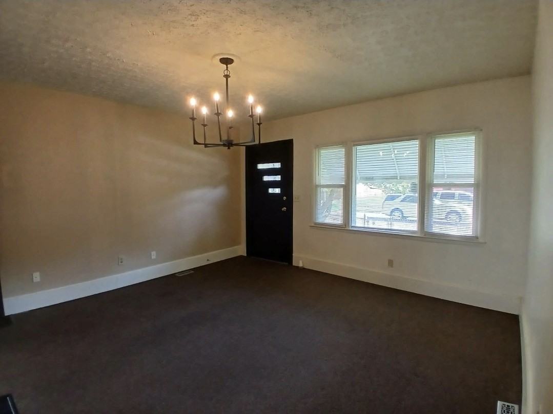 1727 Gallagher St #1 - Photo 4 of 17