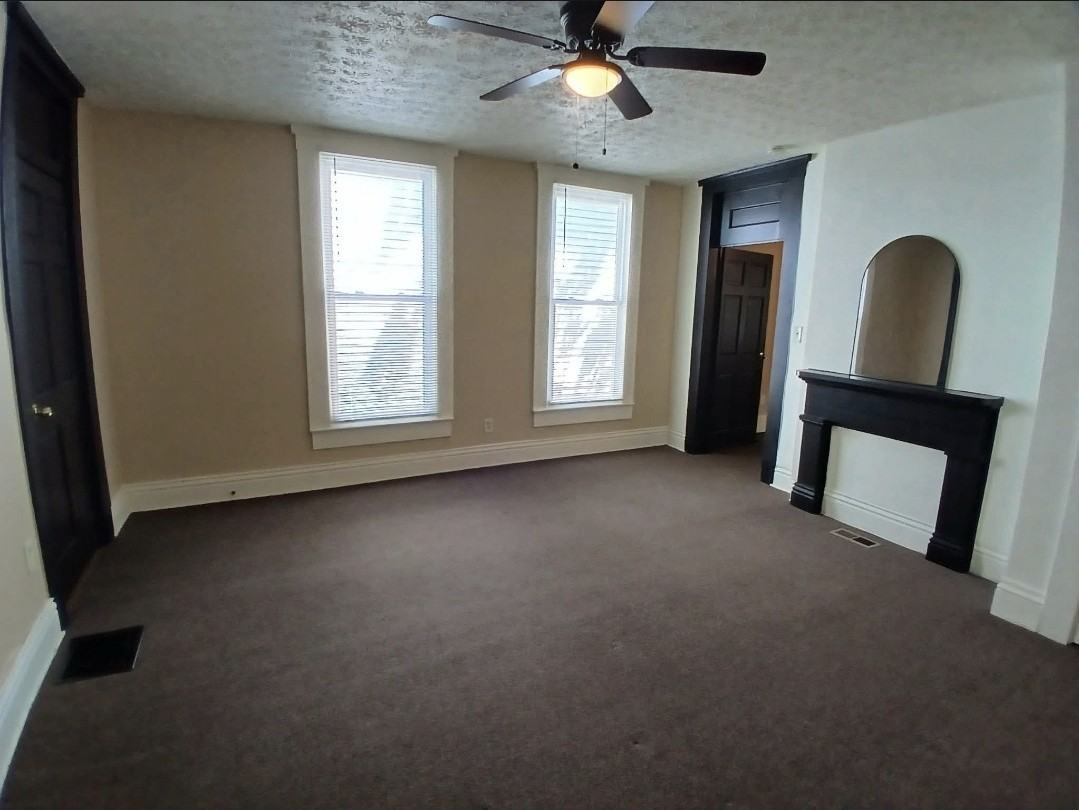 1727 Gallagher St #1 - Photo 5 of 17