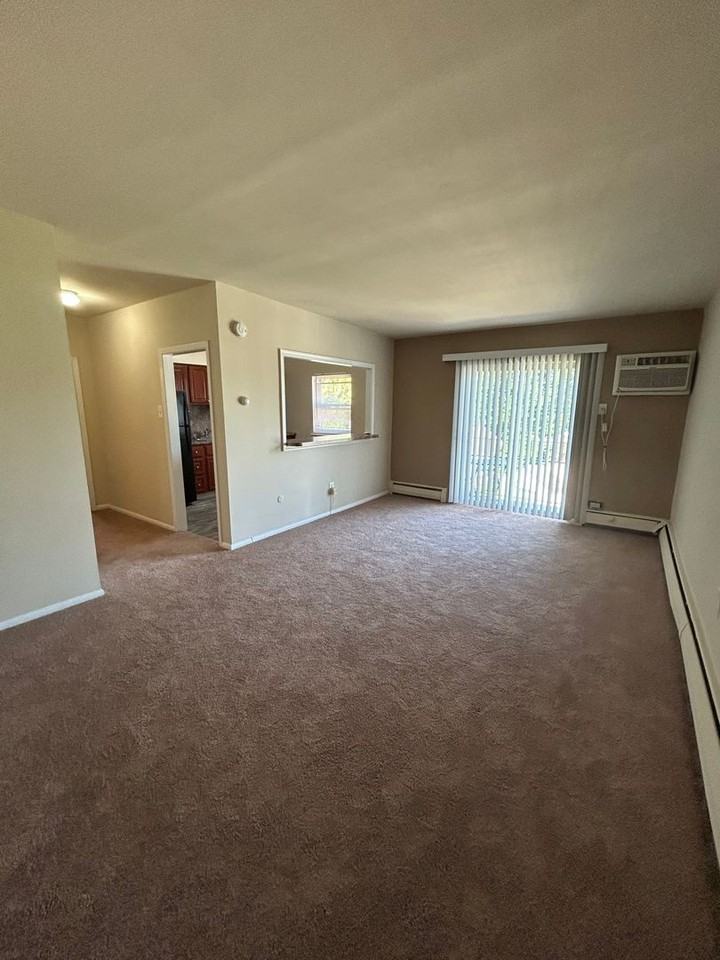 Providence Manor Apartments - Photo 7 of 41