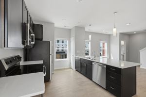 featured image of 142 Russ Dr Sw #5