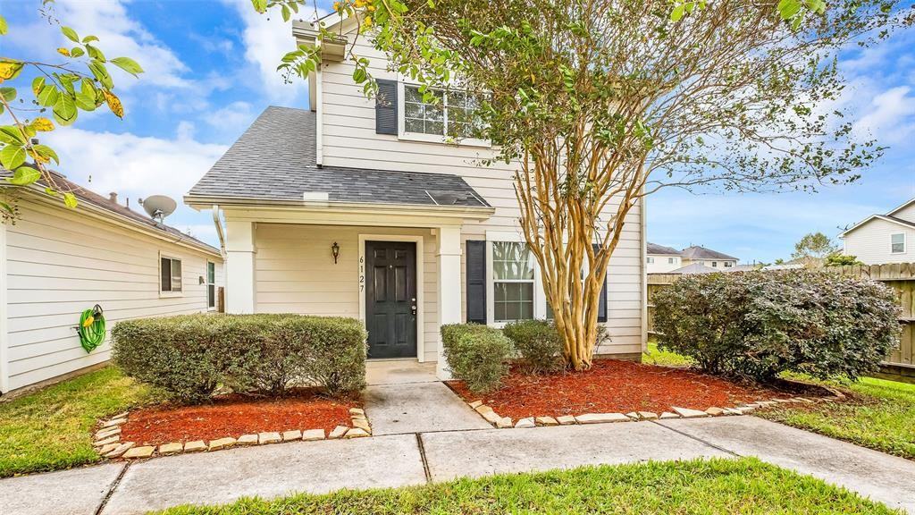 6127 Lone Prairie Way - Photo 2 of 12