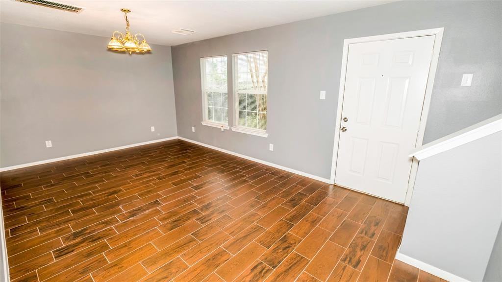 6127 Lone Prairie Way - Photo 5 of 12