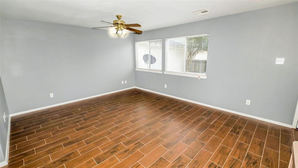 6127 Lone Prairie Way - Photo 6 of 12