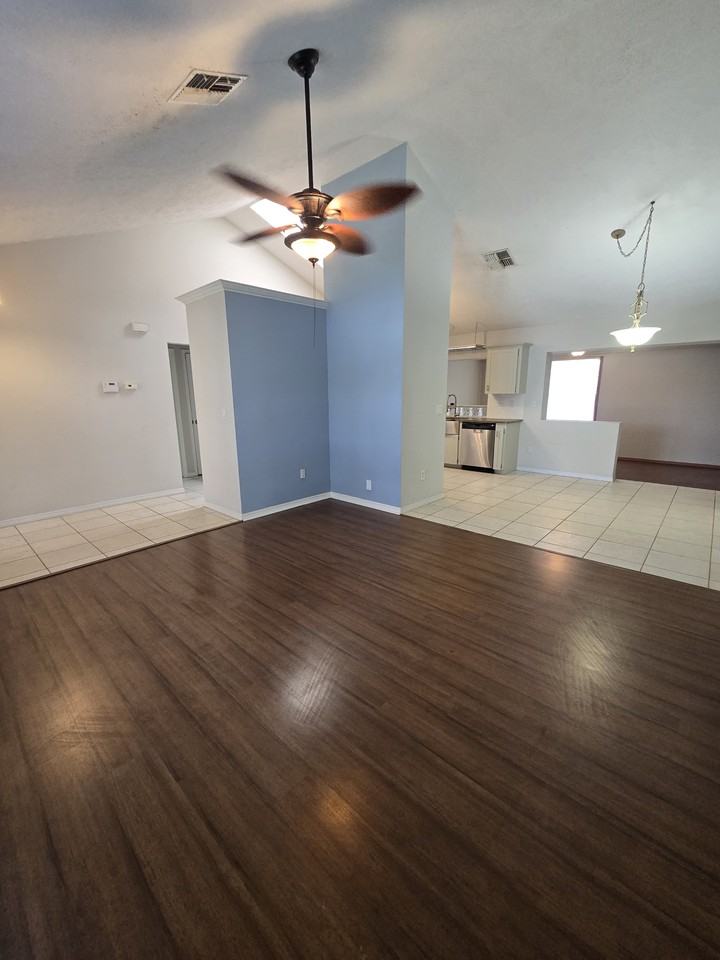 13309 Woodward Dr - Photo 3 of 30