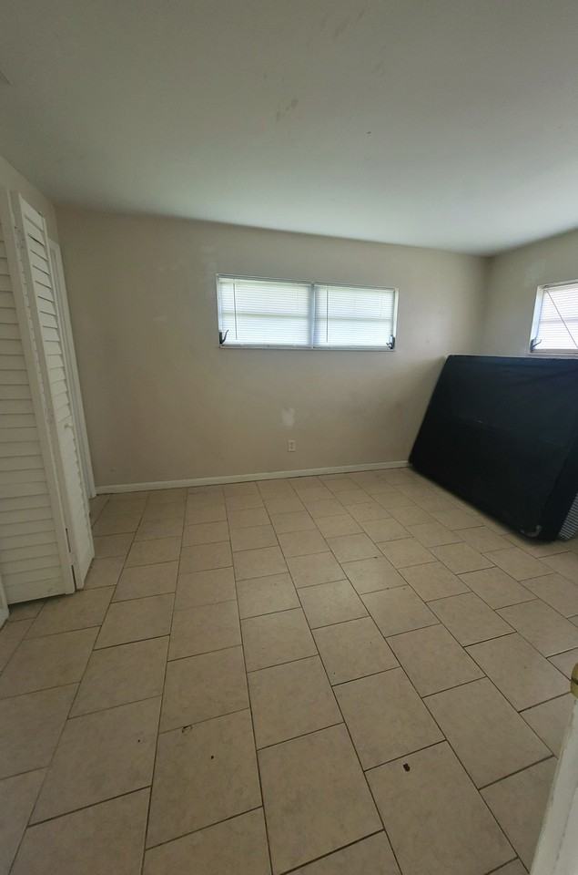 228 Pleasant Grove Rd #3 - Photo 6 of 15