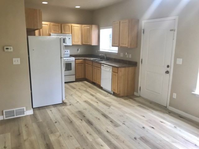 1621 Westsouth #54 - Photo 4 of 26