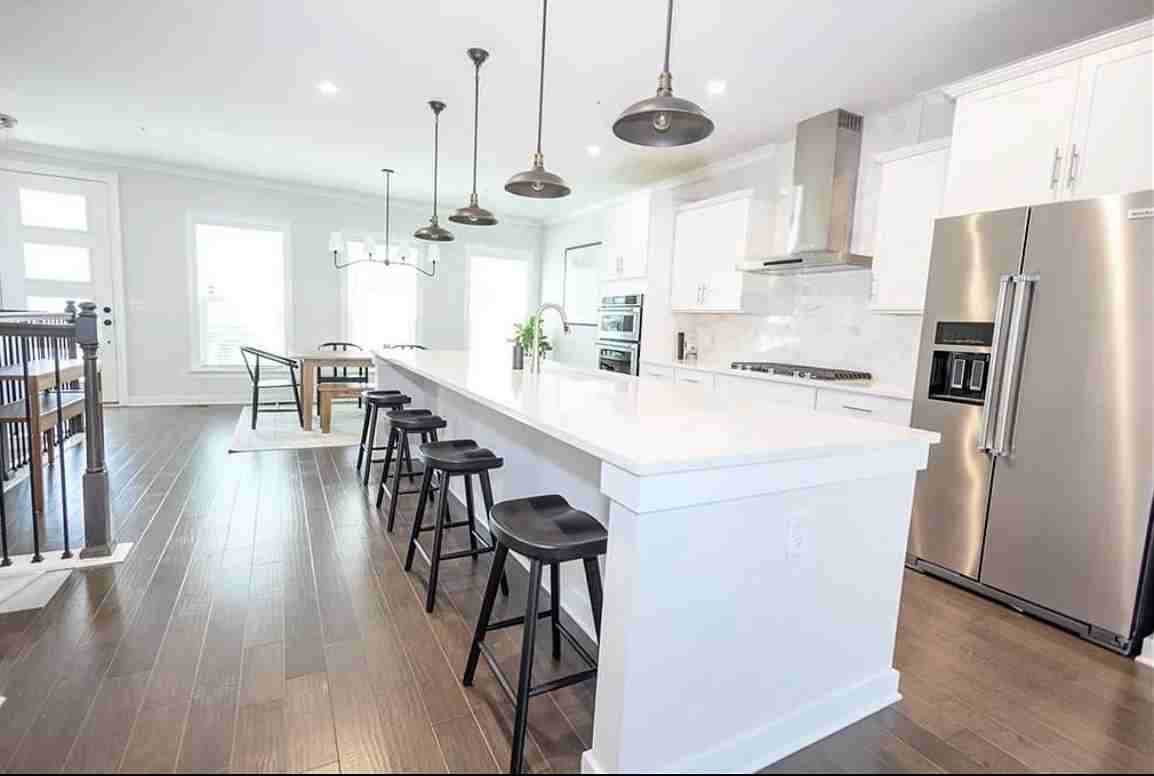 1006 Burnside Ln Nw - Photo 6 of 26