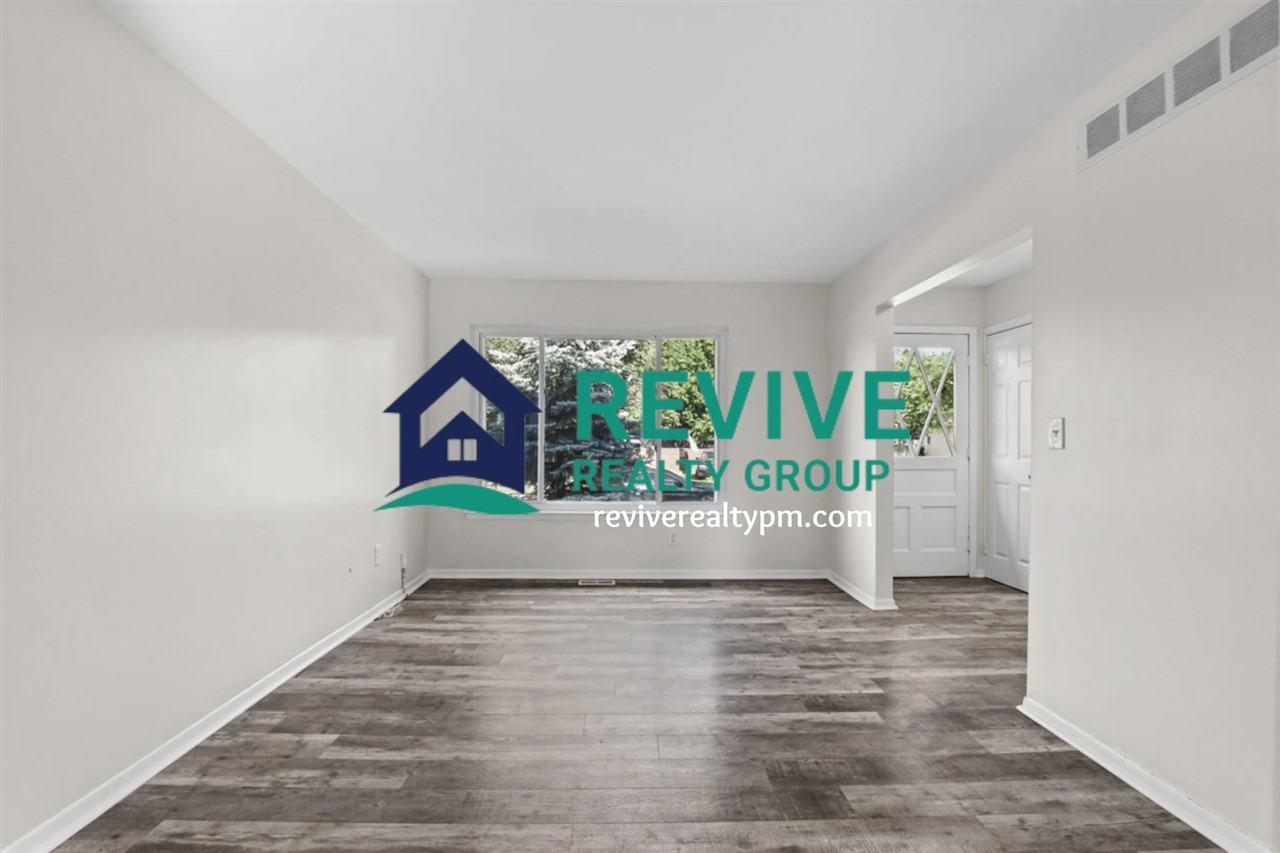 28765 Glasgow St #1 - Photo 6 of 24