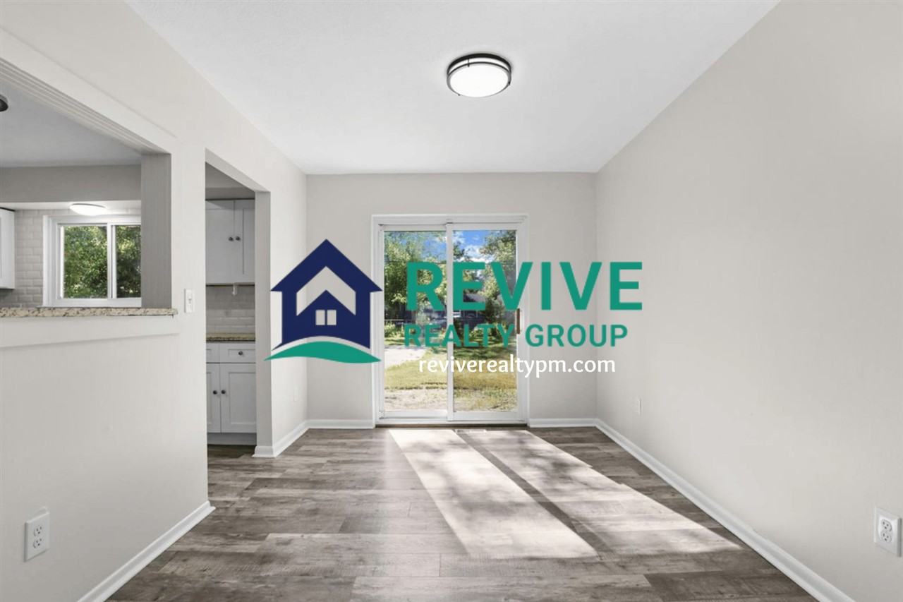 28765 Glasgow St #1 - Photo 7 of 24