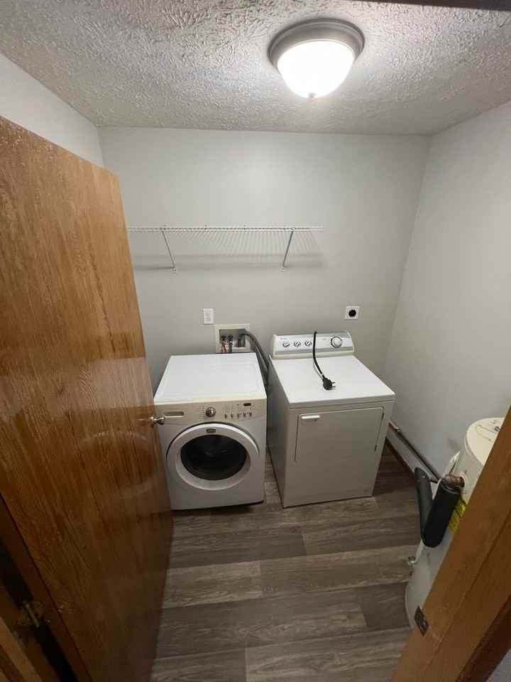 Maryland School Apartments - Photo 6 of 29