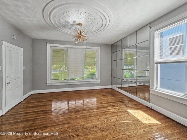 828 Cedar Avenue - 1 st fl #1stFL - Photo 6 of 14