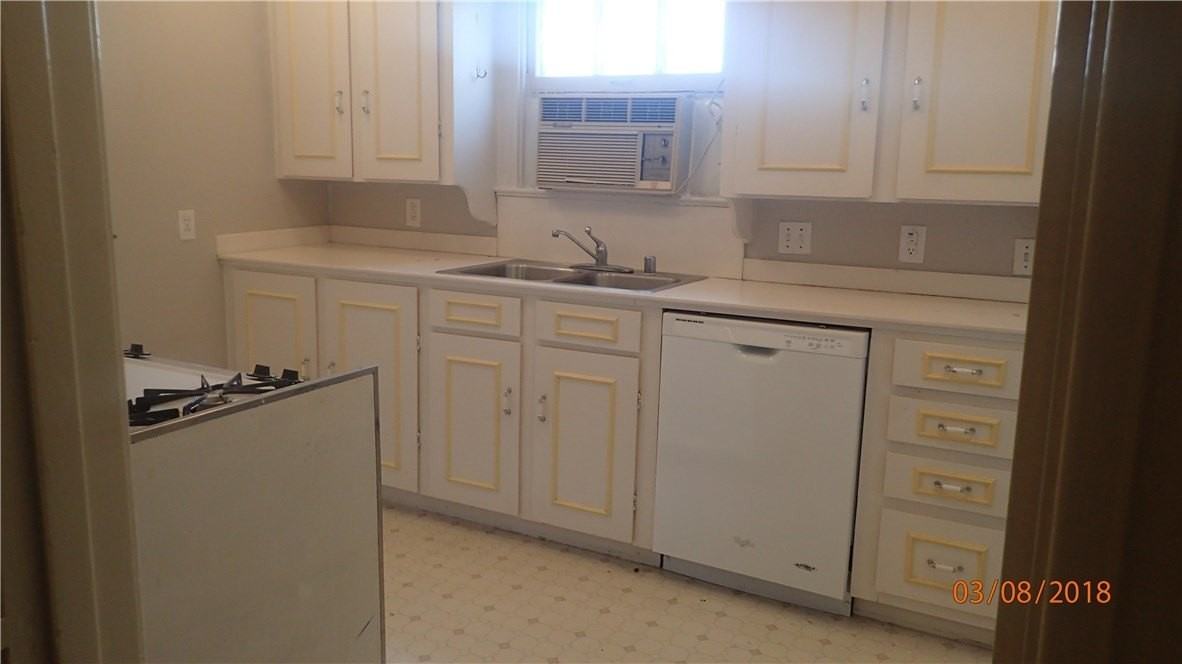 5824 Anita St - Photo 5 of 11