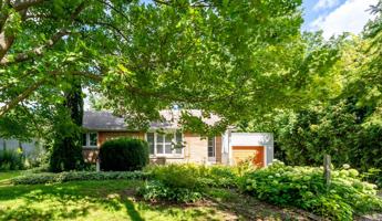 featured image of 40 Brook Road South