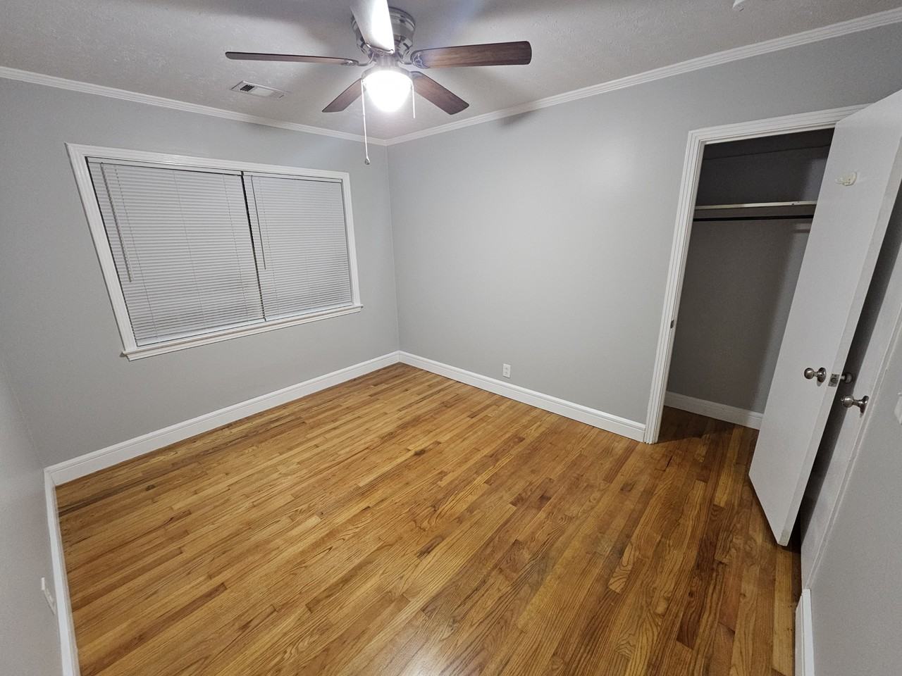 416 Rebecca Ave - Photo 3 of 9