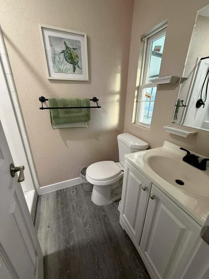 4701 Leilani Ln - Photo 4 of 8