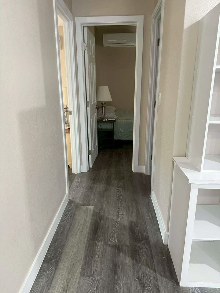 4701 Leilani Ln - Photo 7 of 8