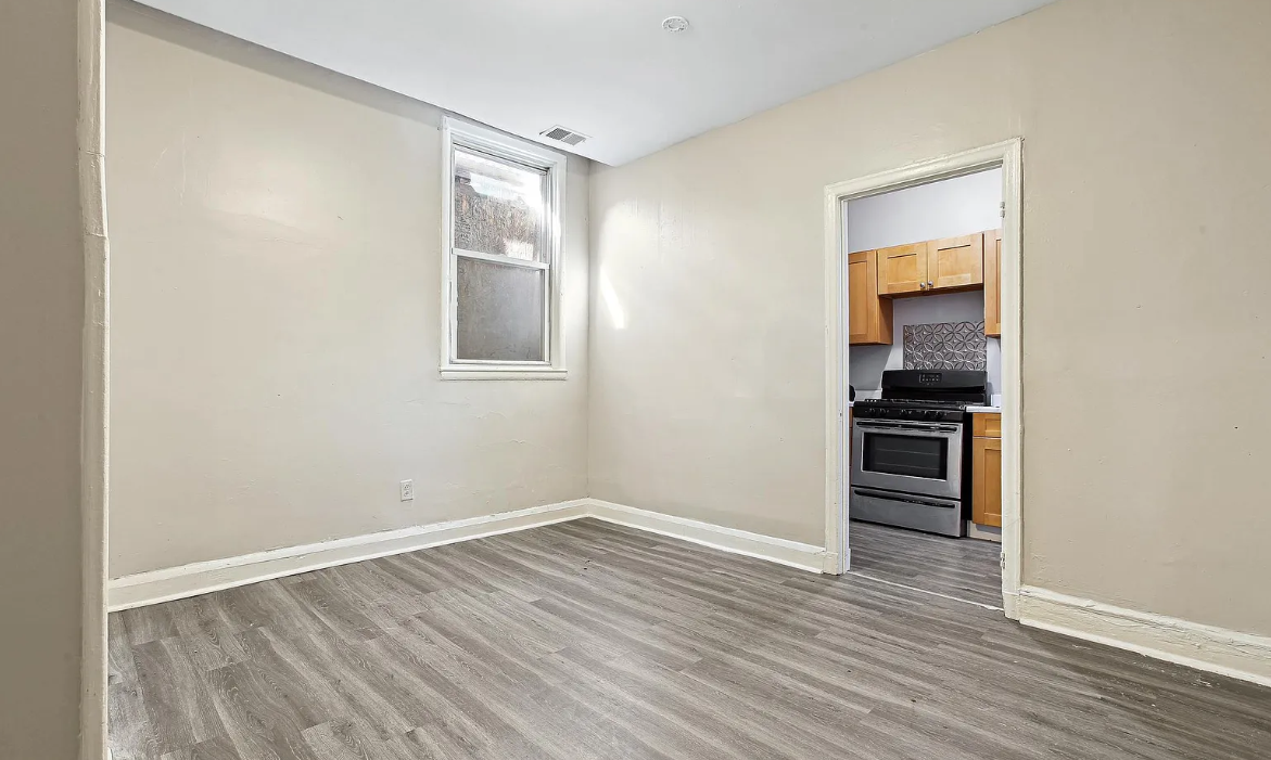 3 255X W Lombard St, #3 - Photo 3 of 6