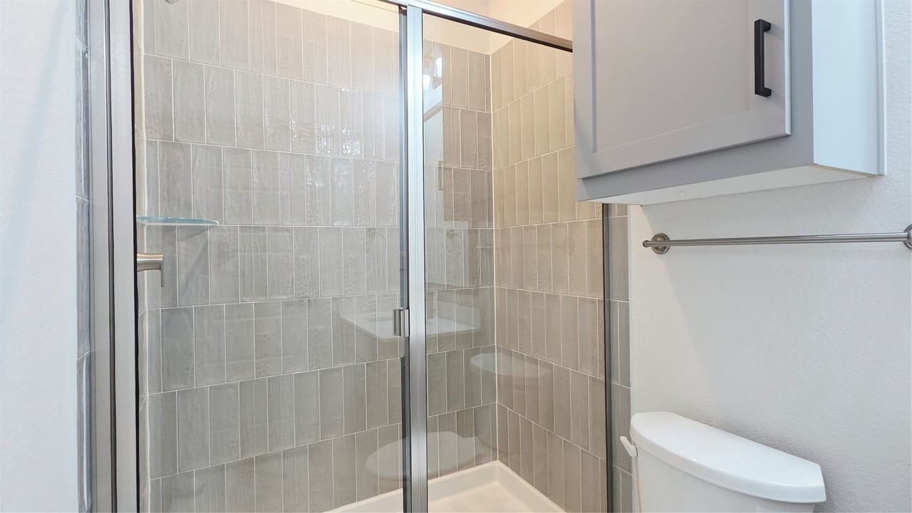 10870 Grayhead Dr - Photo 7 of 36