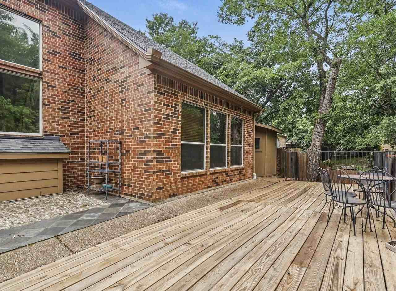 3228 Kent Dr - Photo 3 of 27