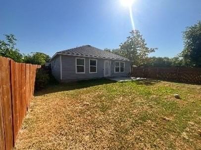504 Thomas St - Photo 4 of 4