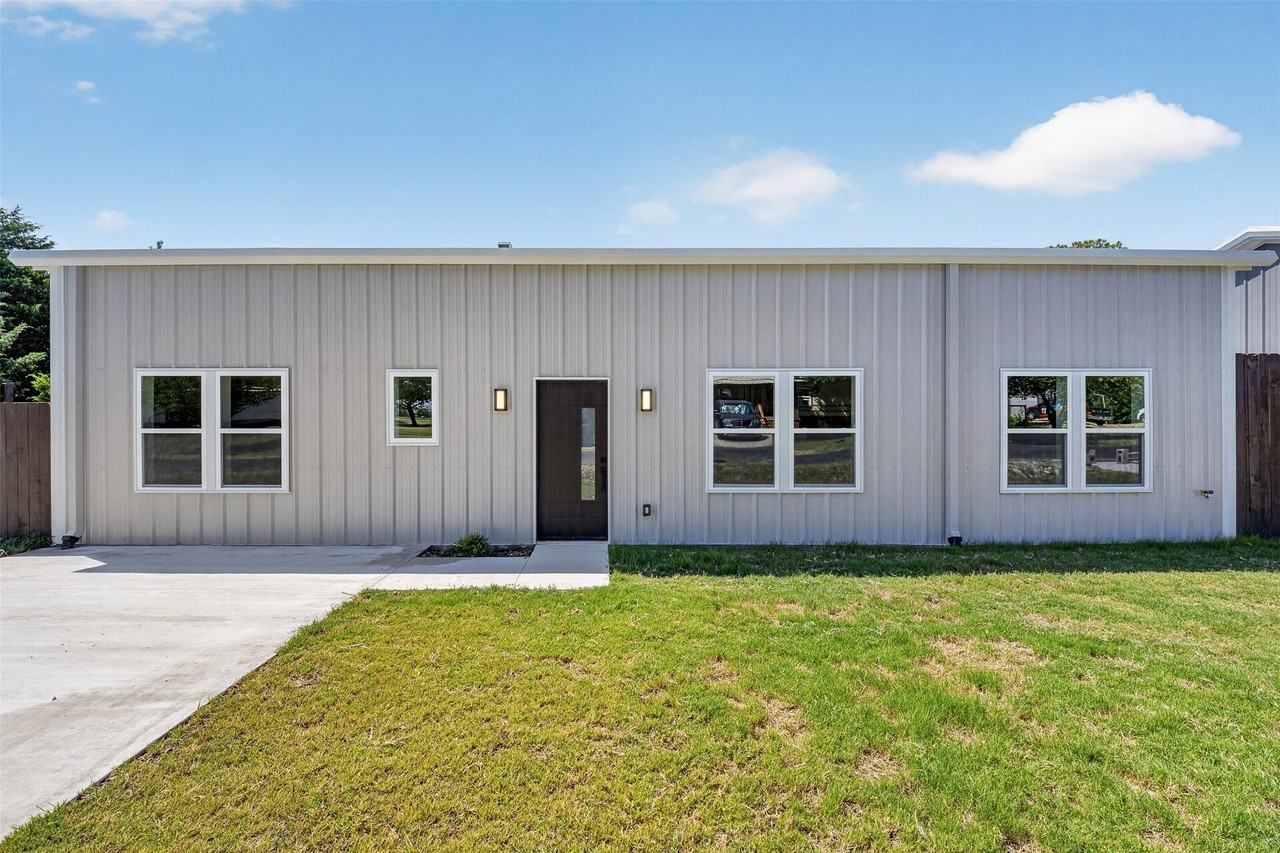 5293 County Road 921 - Photo 2 of 39