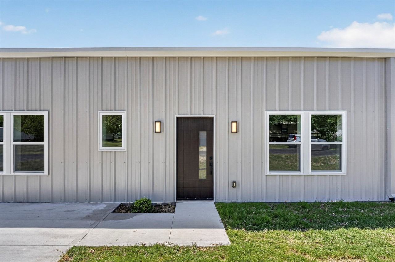 5293 County Road 921 - Photo 5 of 39