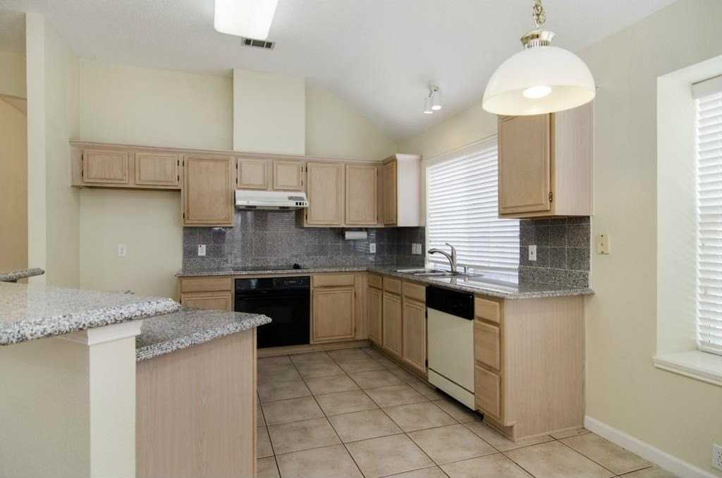 5808 Coldcreek Ct - Photo 2 of 6