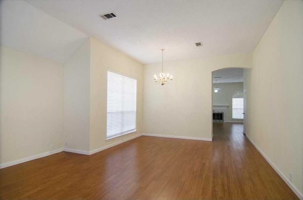 5808 Coldcreek Ct - Photo 4 of 6