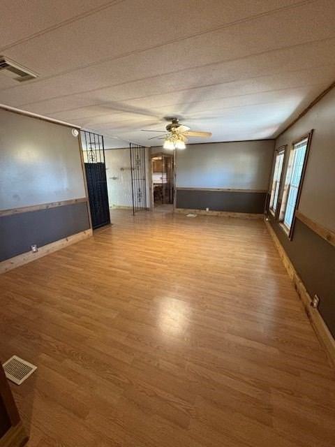425 N 3rd St - Photo 3 of 24