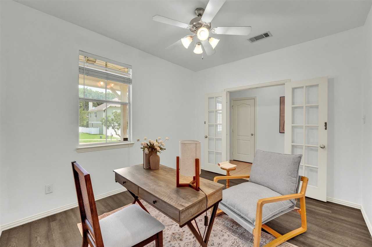 10108 Cherry Hill Ln - Photo 3 of 28