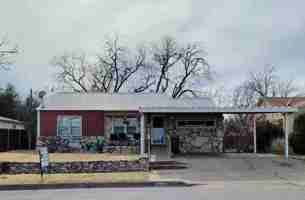 featured image of 1623 Woodruff Ln