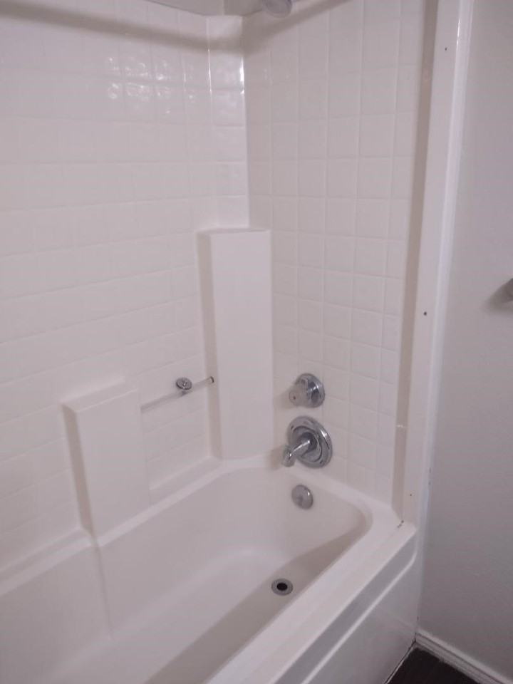 500 Fort Worth St - Photo 4 of 15