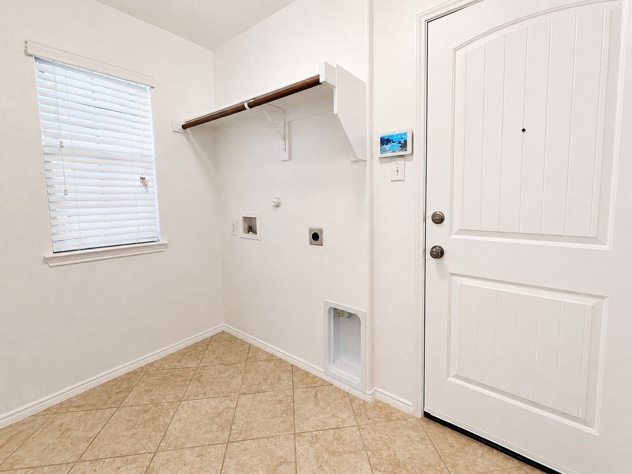 2833 Houston Wood Dr - Photo 4 of 27