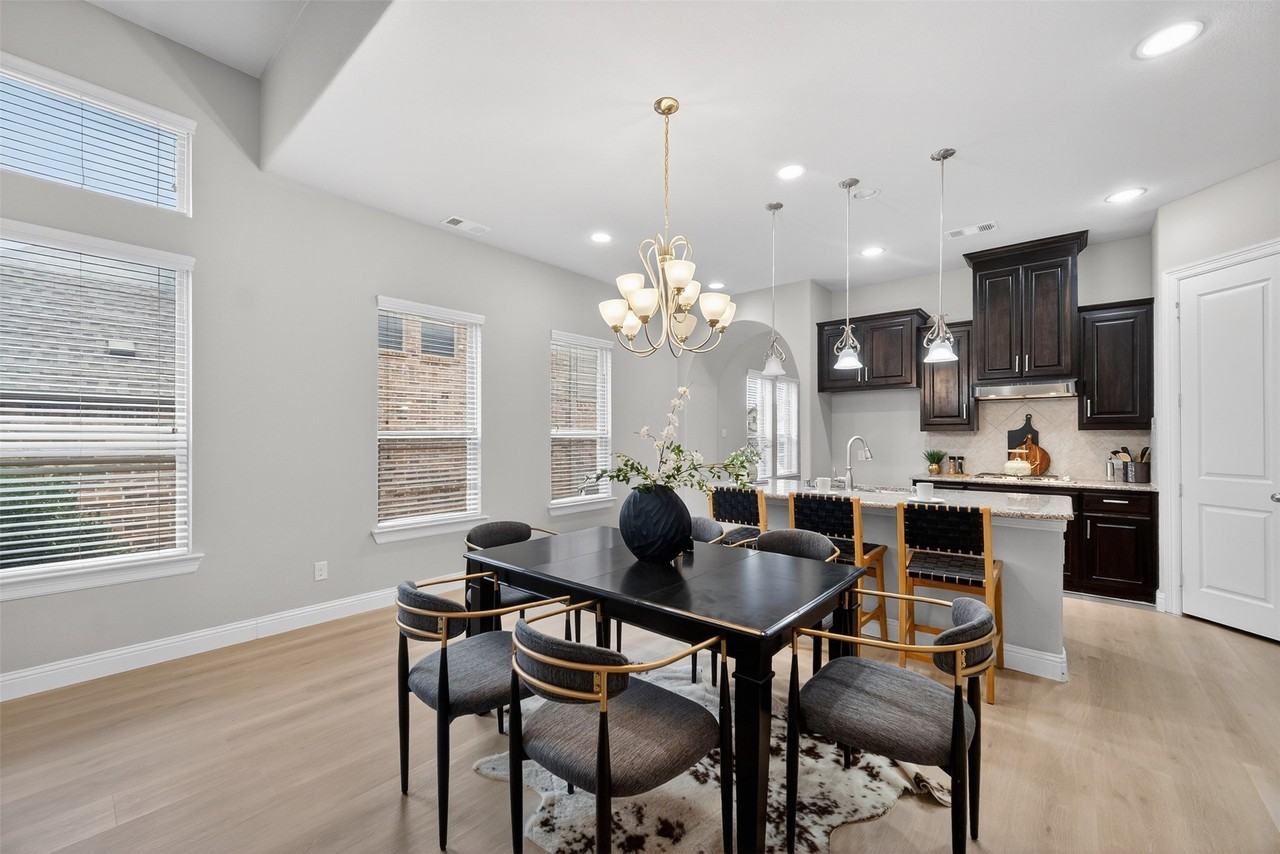3620 Walden Dr - Photo 6 of 39
