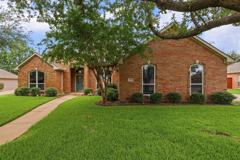 1612 Twin Oaks Dr - Photo 1 of 1
