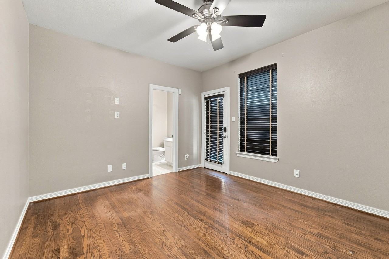 4330 Holland Ave #5 - Photo 3 of 26